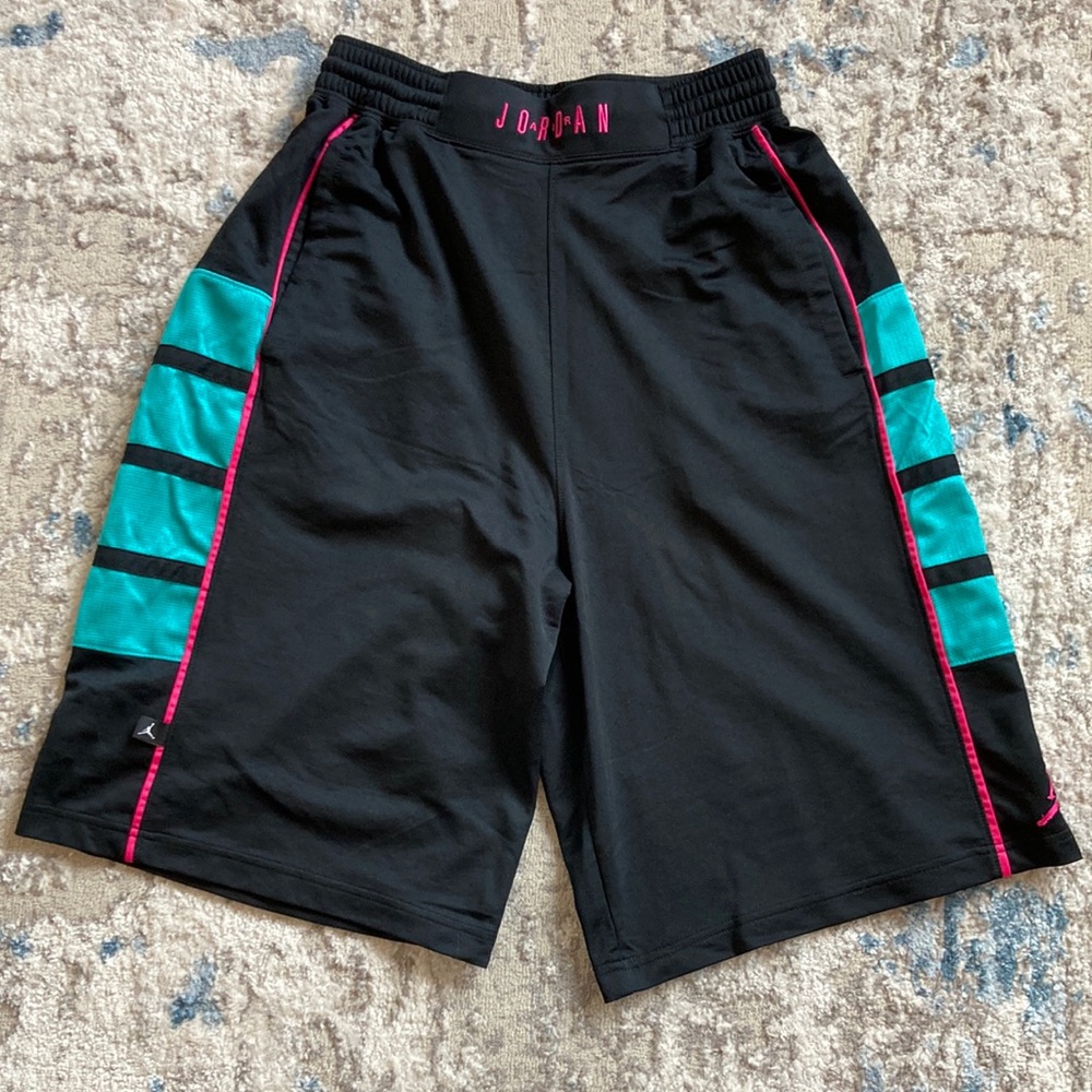 Nike Basketball Shorts…Like New!